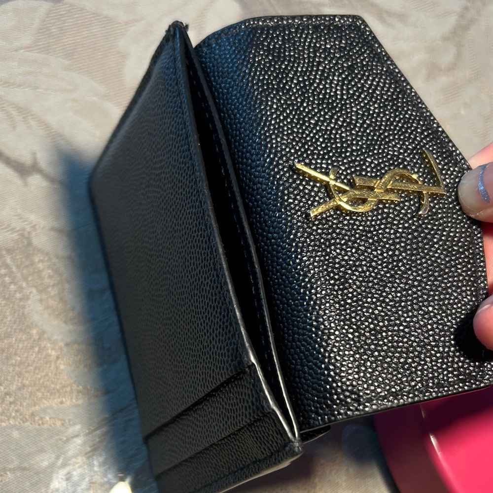 Yves Saint Laurent Black and Gold Textured Wallet - Picture 6 of 9